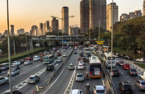 Contran regulamenta projeto para isentar motoristas do pagamento de taxas e impostos como IPVA Contran regulamenta projeto para isentar motoristas do pagamento de taxas e impostos como IPVA
