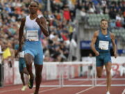 Alison dos Santos conquista medalha de ouro nos 400m com barreiras Alison dos Santos conquista medalha de ouro nos 400m com barreiras