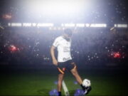 Corinthians define compra de atacante de apenas 18 anos Corinthians define compra de atacante de apenas 18 anos