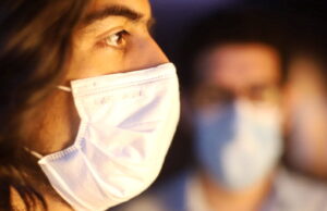 Uso de máscaras volta a ser obrigatório em órgãos públicos do estado de São Paulo Uso de máscaras em órgãos públicos do estado de São Paulo voltam a ser obrigatórios