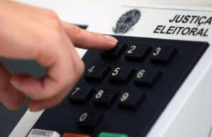 Eleitor já pode solicitar voto em trânsito para as eleições 2022; veja como fazer Eleitor já pode solicitar voto em trânsito para as eleições 2022; veja como fazer