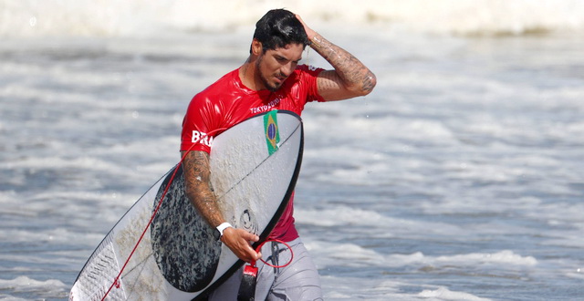Gabriel Medina está fora do Circuito Mundial de Surfe 2022