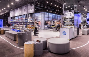 Nike inaugura em shopping de São Paulo a maior loja do país Nike inaugura em shopping de São Paulo a maior loja do país