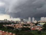 Região Metropolitana de Campinas mantém previsão de chuva forte e com granizo Região Metropolitana de Campinas mantém previsão de chuva forte e com granizo
