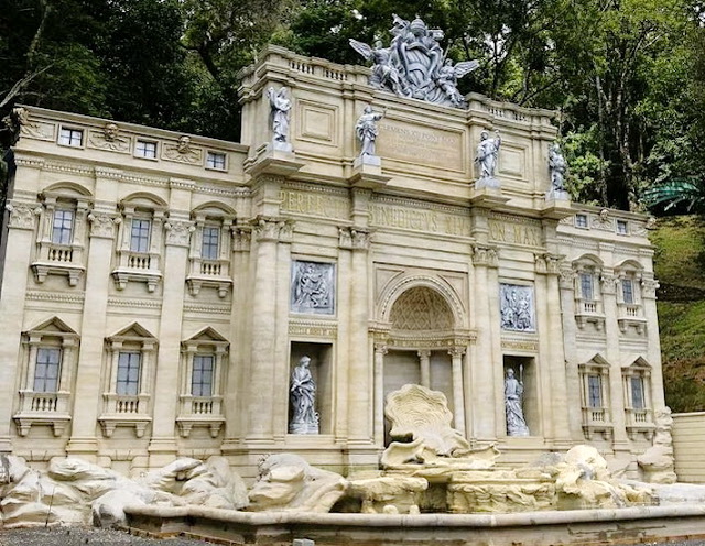 Serra Negra constrói réplica da Fontana Di Trevi de Roma
