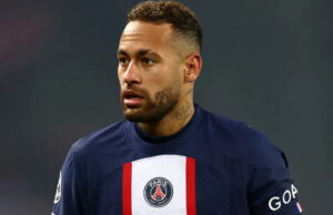 Neymar deve ficar fora do PSG após nova lesão no tornozelo