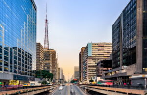 São Paulo se isola na liderança de ranking de Competitividade dos Estados São Paulo se isola na liderança de ranking de Competitividade dos Estados