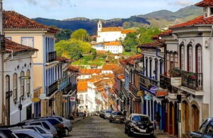 Rua Direta de Ouro Preto: é escolhida como uma das mais belas do mundo Rua Direta de Ouro Preto: é escolhida como uma das mais belas do mundo