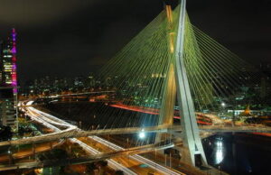 Noite em São Paulo: top cafés e restaurantes com atmosfera local, onde provar a verdadeira culinária brasileira